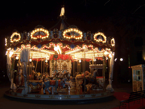 giostra di notte